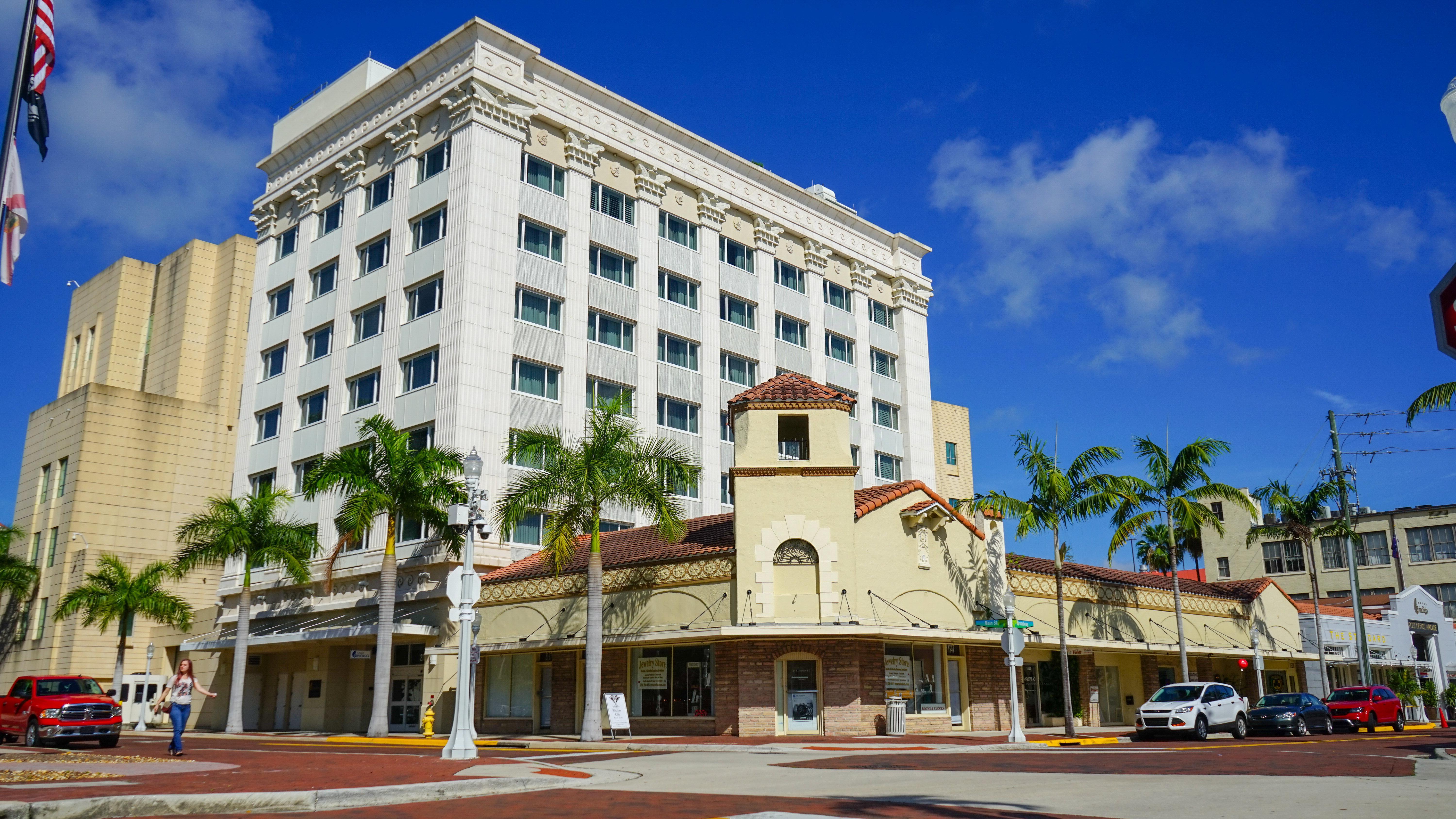 The Banyan Hotel Fort Myers, Tapestry Collection By Hilton Εξωτερικό φωτογραφία